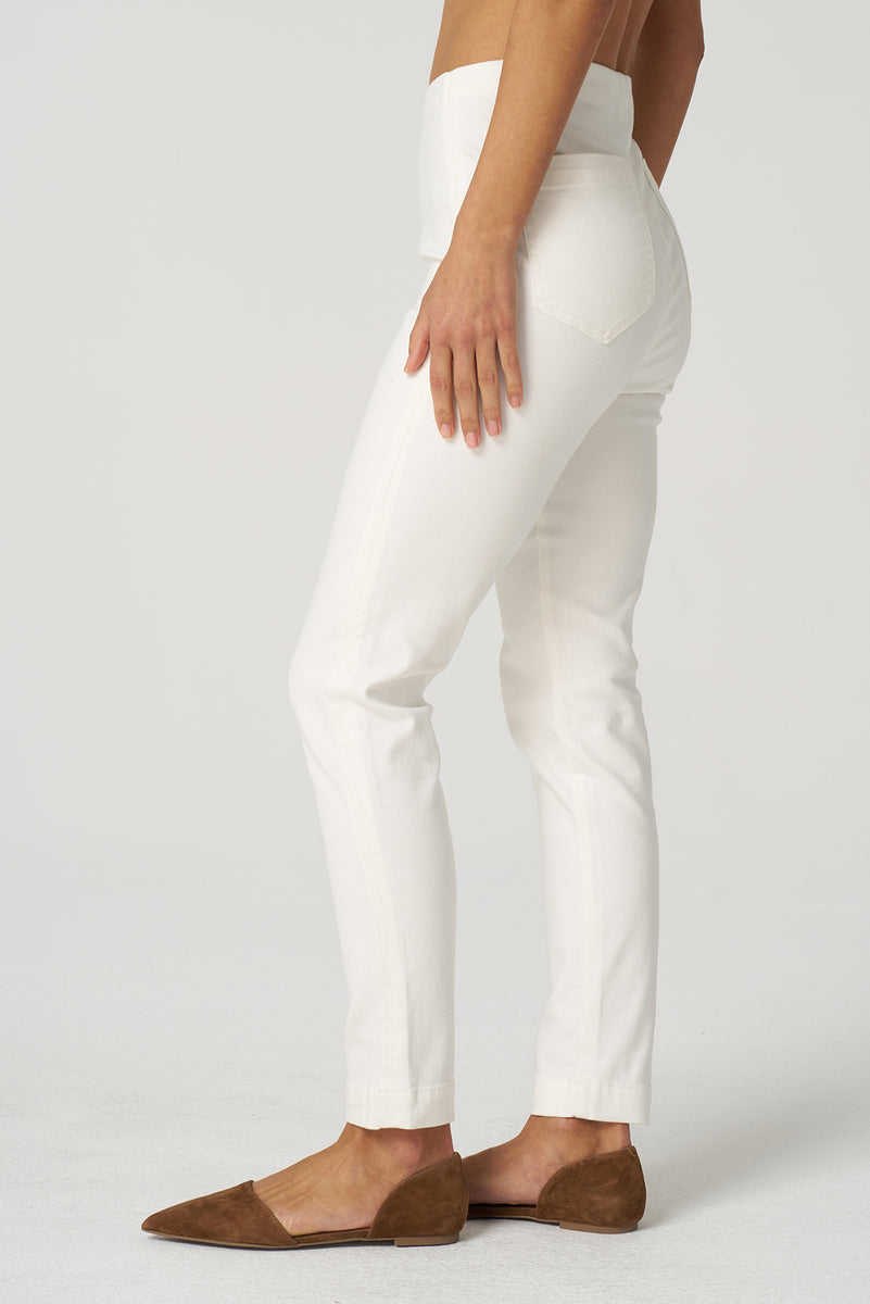 Slim jeans Gianfranco Ferré Purple size 26 US in Cotton - elasthane -  41085622